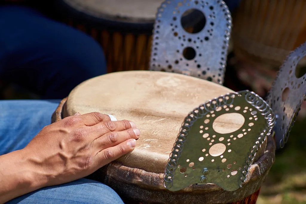 Djembe set with metal accessories Djembe set with metal accessories